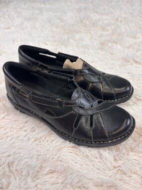 Clarks Bendables Black Leather Mary Jane Flats Women 9M Comfort Walking NEW